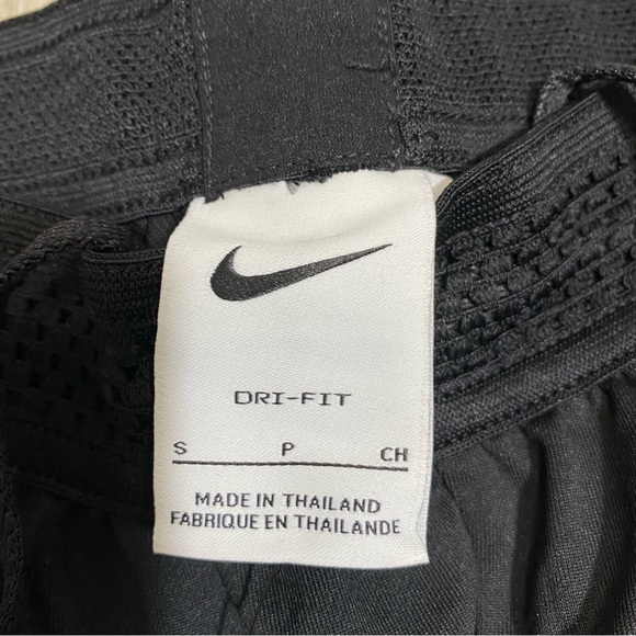 NWT Nike Dri-FIT Strike Women's Soccer Pants black/neon pink size small - Picture 9 of 16